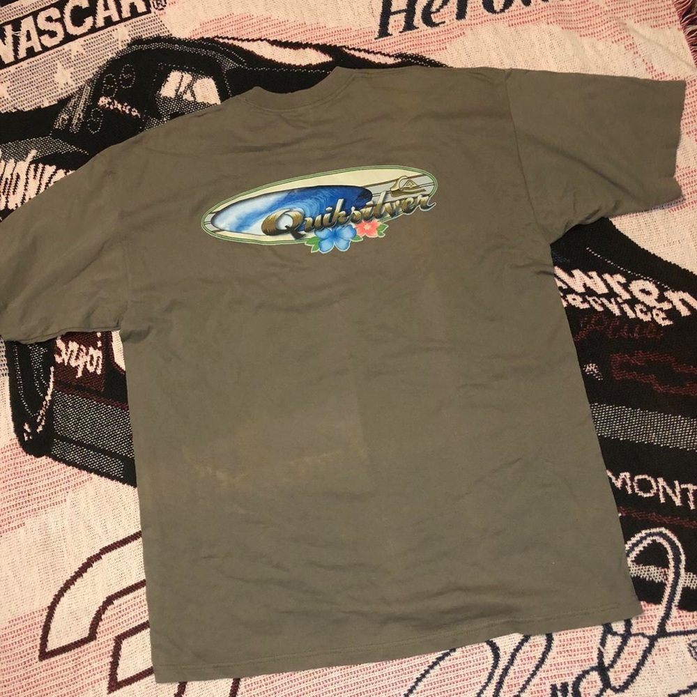 Vintage Quiksilver floral wave tee